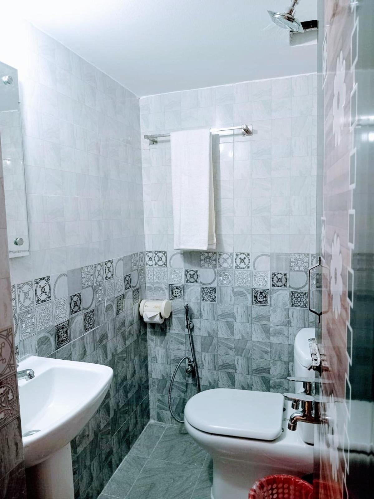 Hotel Grand Rahmania, Central Motijheel-Дакка Екстер'єр фото