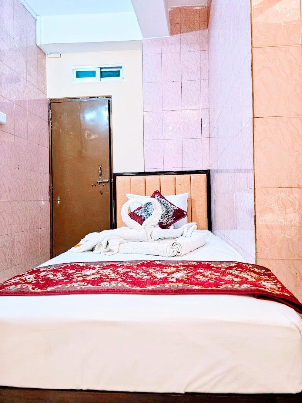 Hotel Grand Rahmania, Central Motijheel-Дакка Екстер'єр фото